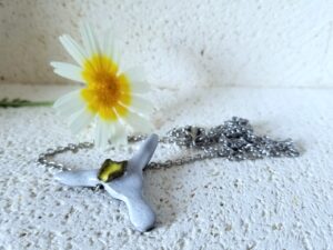 GEORGIA O’KEEFFE COLLAR