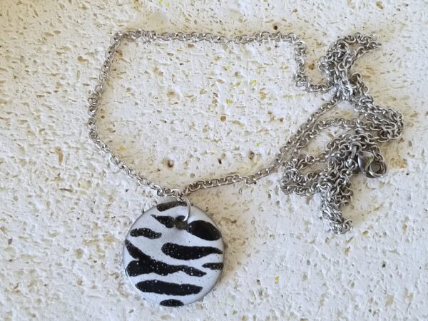 COLLAR - Imagen 3